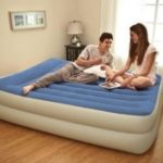 La praticité d'un matelas pneumatique