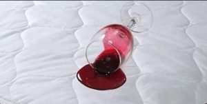 Taches de sang et de vin