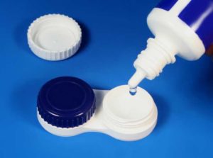 Solution pour lentilles de contact