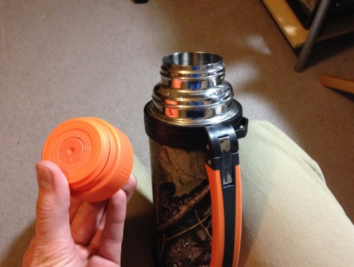 Thermos avec couvercle