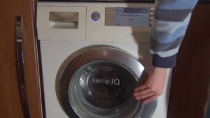 Porte de lave-linge verrouillée