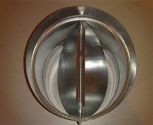 Vanne à gravité à un vantail