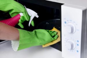 laver le micro-ondes