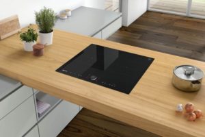 Puissance du panneau à induction