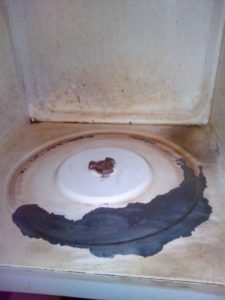 L'émail s'est décollé au micro-ondes