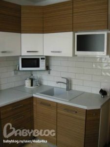 micro-onde dans le coin