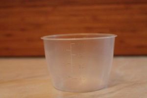 Pourquoi le volume du verre multicuiseur est-il exactement ainsi ?