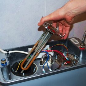 Comment retirer l'élément chauffant d'un chauffe-eau électrique