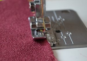 Overlock sur une machine à coudre