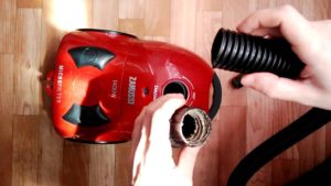 Pourquoi le tuyau de l'aspirateur se casse-t-il ?