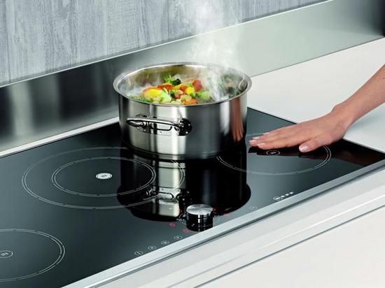 nuire à la santé humaine d'une cuisinière à induction