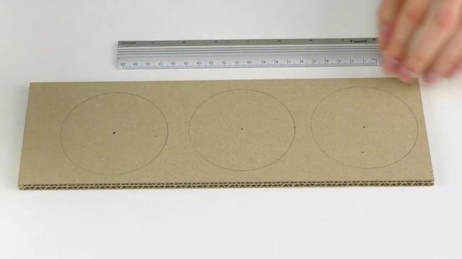 fabriquer un coffre-fort en carton