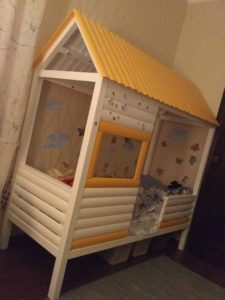 Vous pouvez créer vous-même un design de lit fait maison.