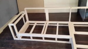 Fabriquer un canapé d'angle de vos propres mains.
