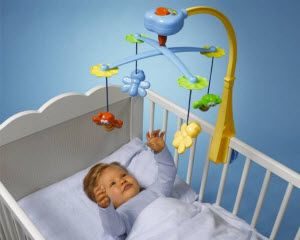 À quelle distance faut-il accrocher son téléphone portable au berceau ?