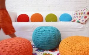 Comment tricoter un pouf avec du fil tricoté