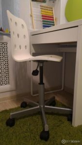 Comment choisir une chaise pour une élève de première année