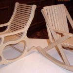 Chaise en contreplaqué DIY.