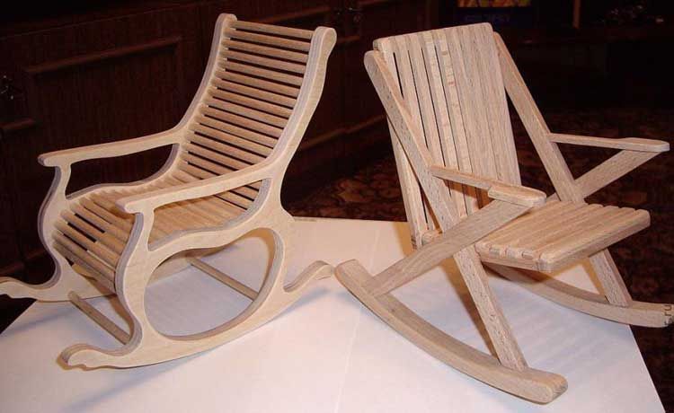 Chaise en contreplaqué DIY.