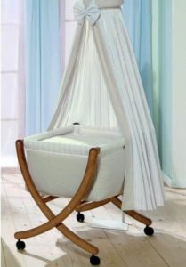 Le berceau est moderne.