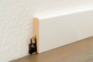 Plinthes dans la cuisine.