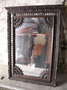 Ancien miroir.