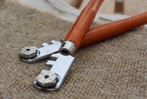 Coupez le miroir vous-même