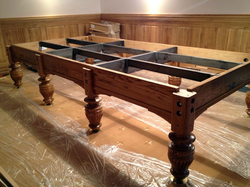 Assemblage d'un chariot de table de billard...