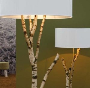Lampadaire en bois 