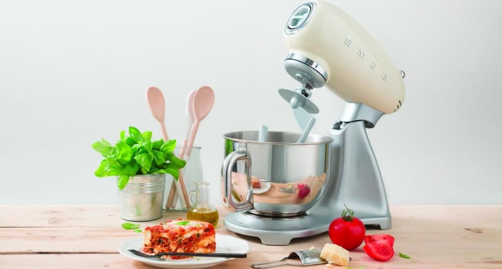 Mélangeur sur socle.