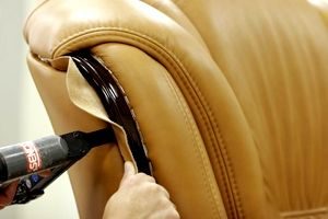 Remplacer le caoutchouc mousse dans un canapé