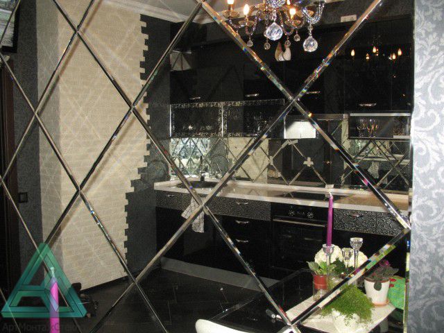 Miroirs collés avec bords.