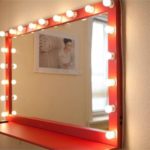 Miroir de maquilleuse DIY