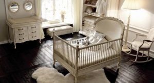 arguments contre un pendule dans une crèche