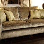 flocage ou velours sur le canapé, quel est le meilleur ?