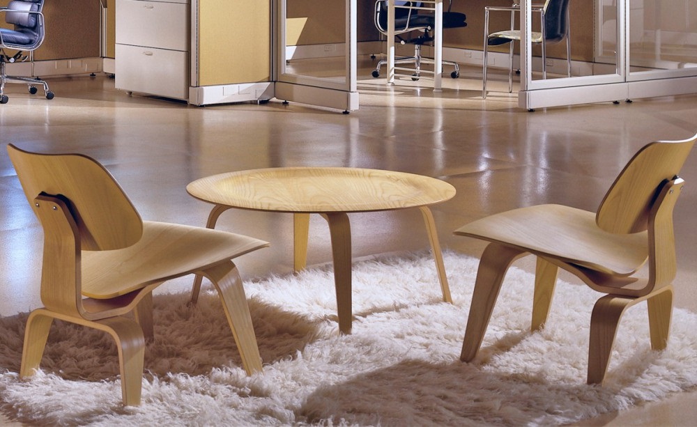 Chaise créative en contreplaqué.