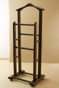 cintres de sol pour costumes