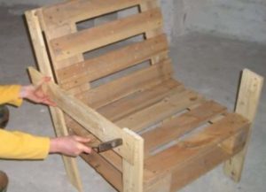 Chaise en bois bricolage