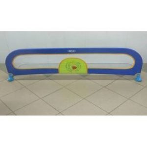 pare-chocs en plastique pour éviter les chutes du lit