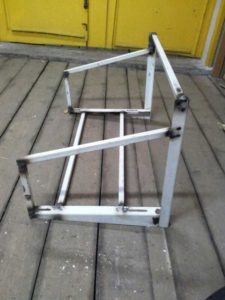 étagère de rangement pour roues