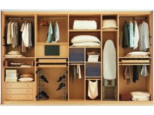 Commande dans la garde-robe