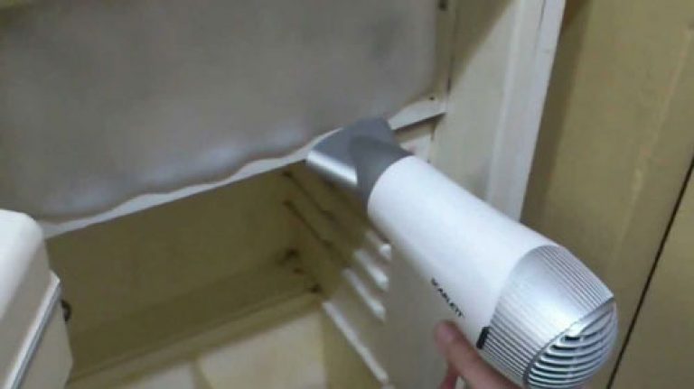 décongélation avec un sèche-cheveux