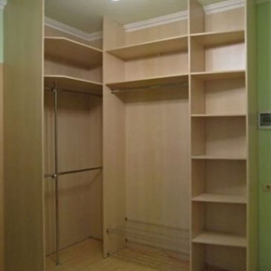 Garde-robe de bricolage