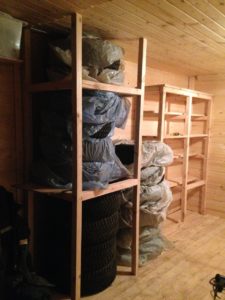 support pour stockage horizontal des roues