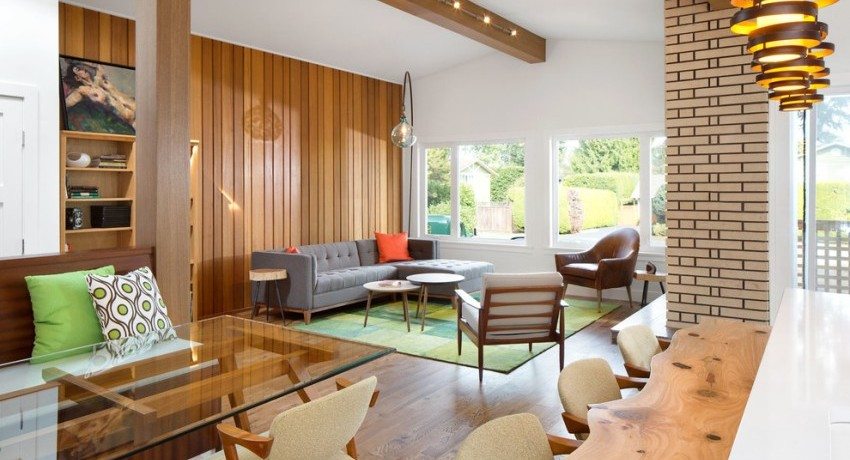 Stratifié sur le mur à l'intérieur du salon