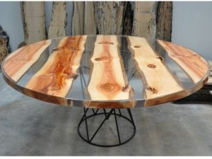 Table DIY en résine époxy