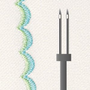 Finition décorative avec double aiguille.