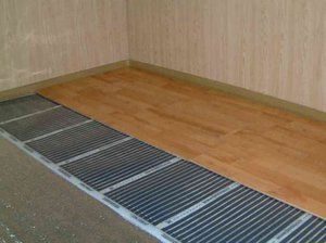 Sols infrarouges sous stratifié : avantages et inconvénients