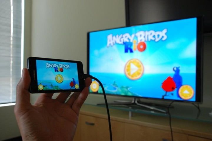 Comment connecter un smartphone au téléviseur.