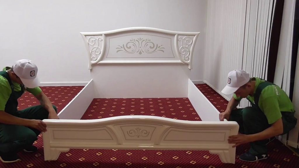 Le service de montage peut être commandé ou vous pouvez le faire vous-même.